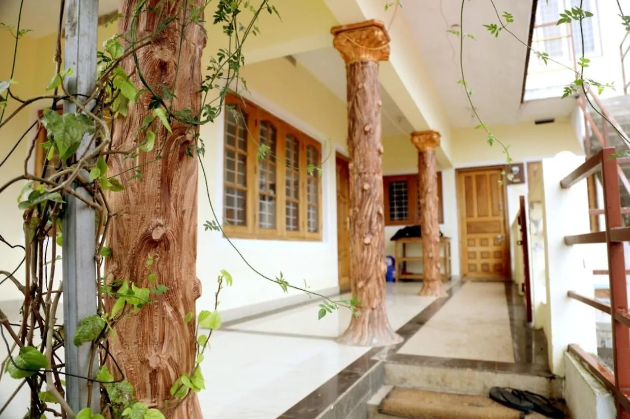 Munnar Adhi Cottage In Chinnakanal India