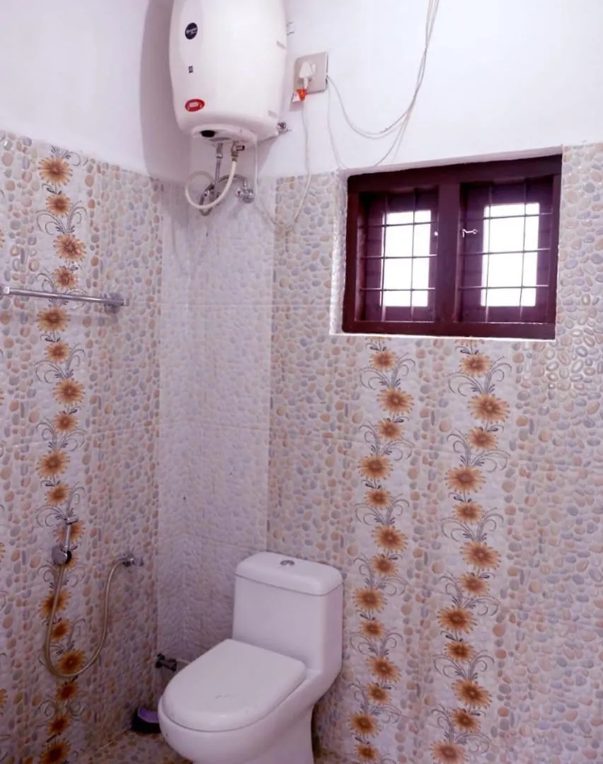 Munnar Adhi Cottage In Chinnakanal