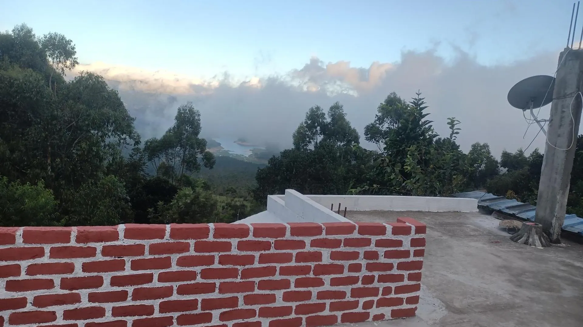 Munnar Adhi Cottage In Chinnakanal